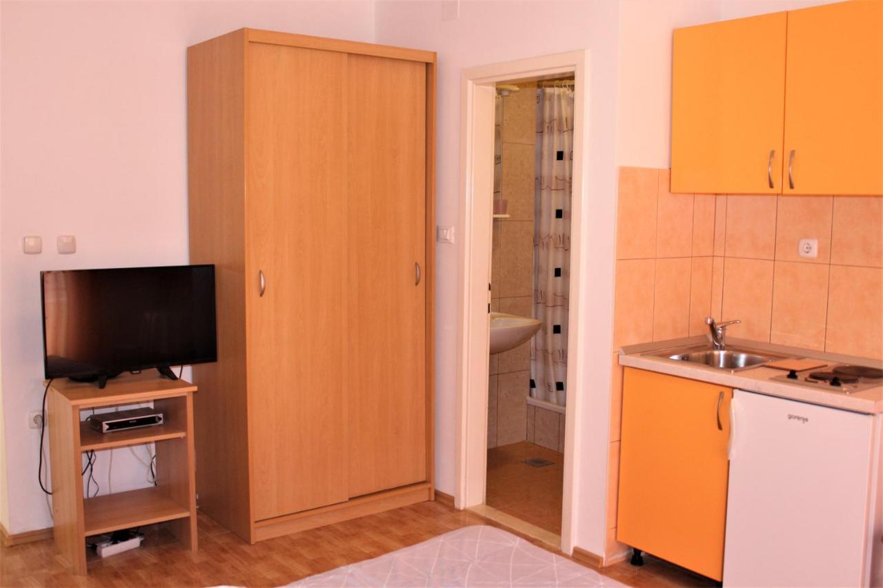 Apartments Raos Makarska Exterior photo