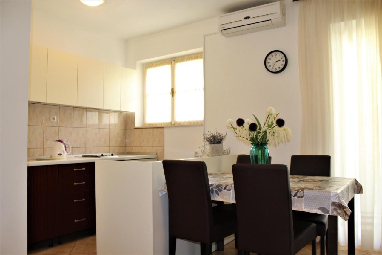 Apartments Raos Makarska Exterior photo