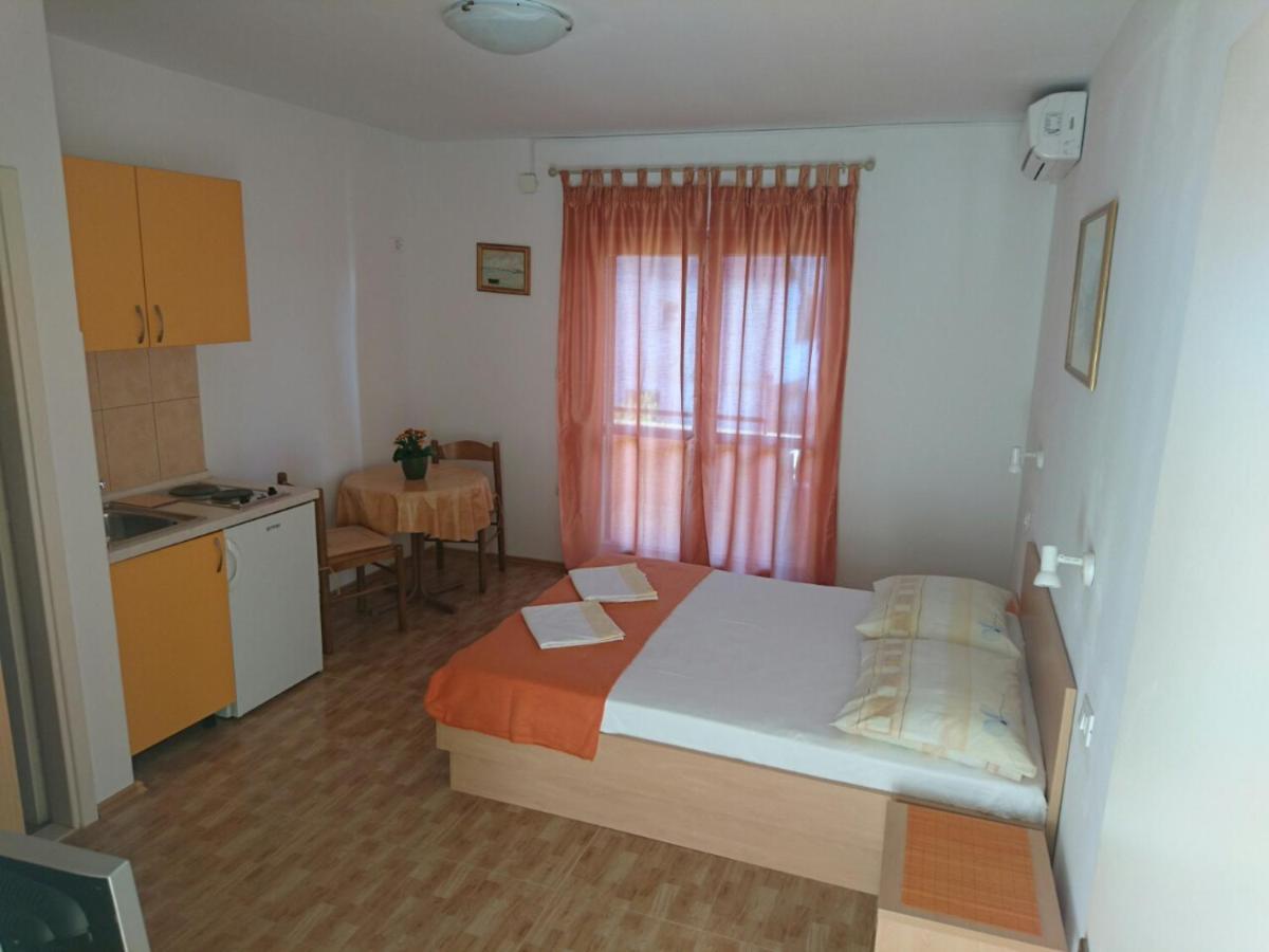 Apartments Raos Makarska Exterior photo