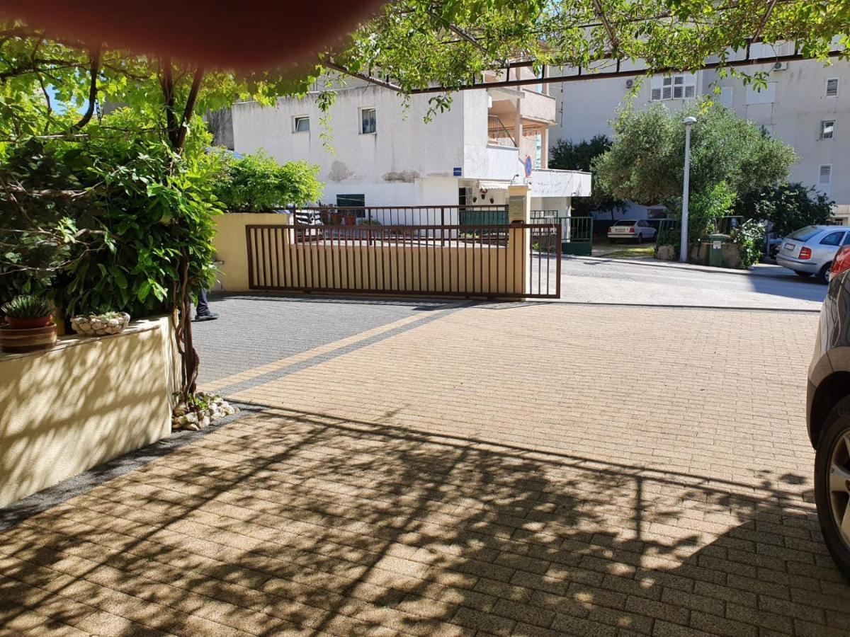 Apartments Raos Makarska Exterior photo